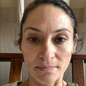 Meet your Posher, Valerie